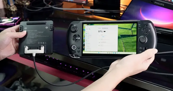 全球第一台AMD锐龙AI Max+ 395掌机！GDP Win5首创外接电池