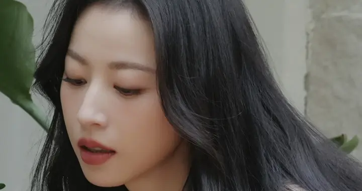 精品女神壁纸（588）周雨彤