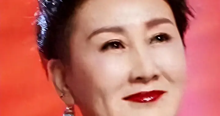 戏子败国？315过后，倪萍、张凯丽“跌下神坛”，代言产品大翻车