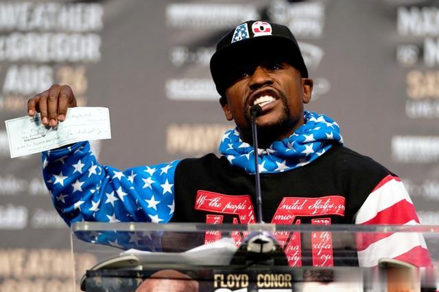 怀孕|励志！拳王梅威瑟首场职业比赛2500美元，最后一场高达3.5亿美元