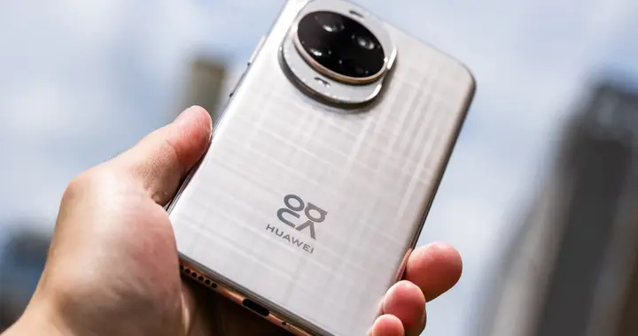 “值得撿漏”的華為手機！昆侖玻璃+百倍變焦，512GB跌至2536元