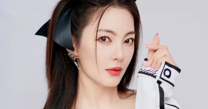 张雨绮白色系棚拍定妆高清图