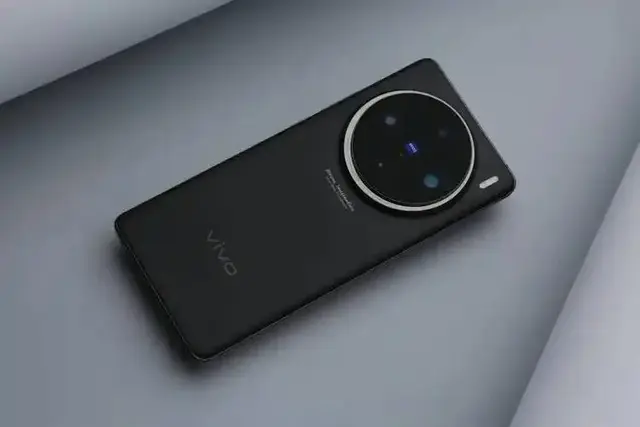 VIVO也“发飙”了，16GB+1TB+IP69+护眼屏，价格创新低
