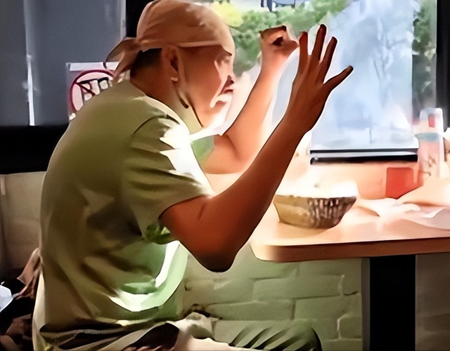 秦汉：与林青霞虐恋20年，看了他76岁的处境，证明周润发没说错！