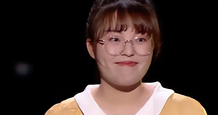 她是好声音最“水”冠军，夺冠一个月后无人问津，如今判若两人