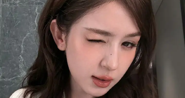 哈妮克孜晒忙碌的圣诞节