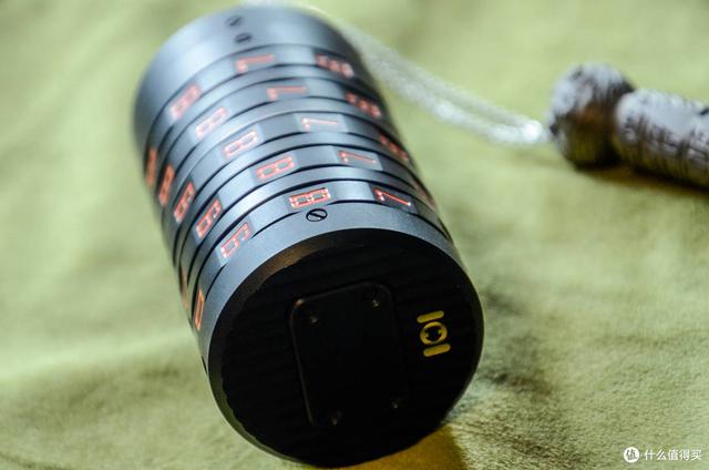 为了一探究竟，全拆散了，3000多块的密码筒我是服气的