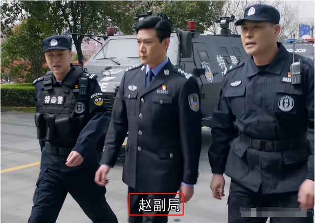 央视都难救！《人民警察》开播两天口碑崩塌，剧情离谱把人当傻子