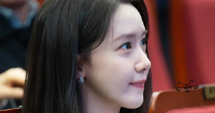 林允儿气质美图赏析