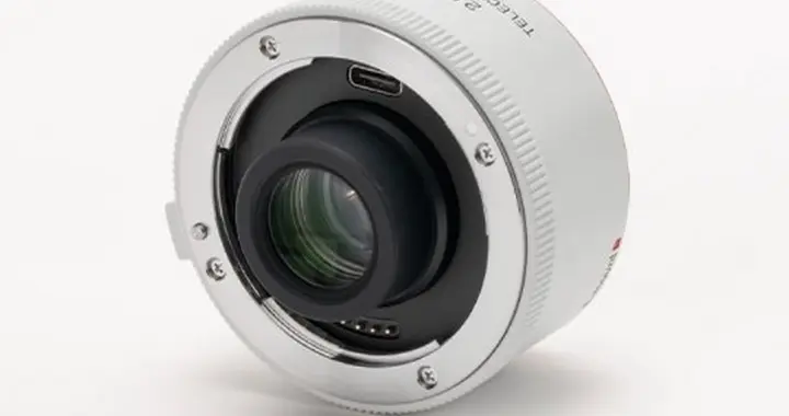 首款國產無反增距鏡曝光 適馬E卡口長焦鏡頭有救了？