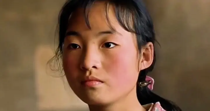 有种整容叫魏敏芝,被张艺谋劝退的最丑谋女郎,现成高攀不起的存在