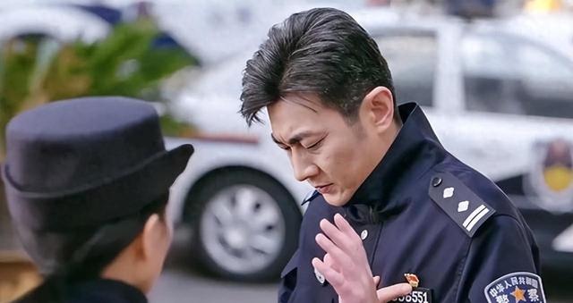 央八明天开播！36集现实大剧来啦！全都是实力派！又要熬夜追剧了