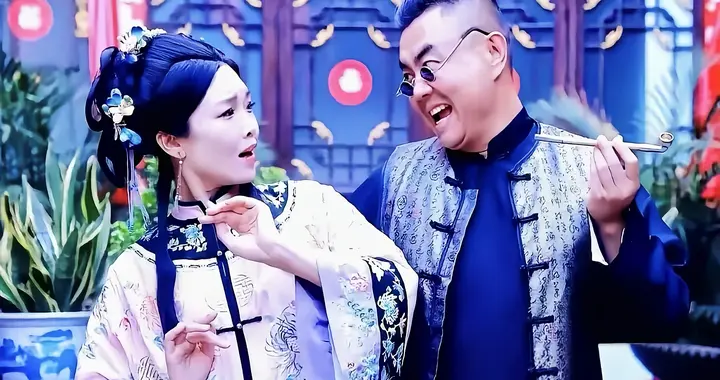 活该张伯鑫老师发发财，因为他有个好媳妇，王府井大街一站都是活