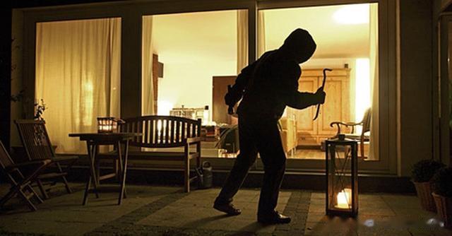 华商别墅被盗损失6.6万欧元，两名窃贼落网