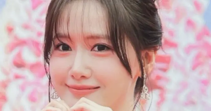 林允儿甜美写真来袭