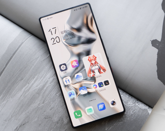 7050mAh+骁龙8至尊版，续航给力性能强劲，一步到位用六年