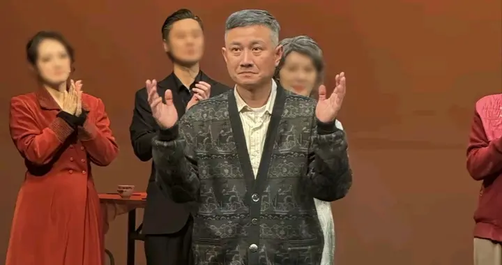 孙坚晒同学文章演出照，为他的演技动容，评论区网友几乎一边倒