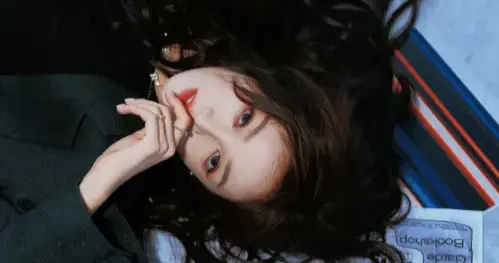 吴宣仪取消行程图：拒绝被窥视的人生，她选择为自己而活