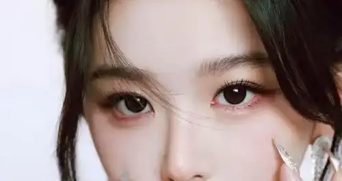 孔雪儿：从“女团ACE”到“古装劳模”的破茧之路