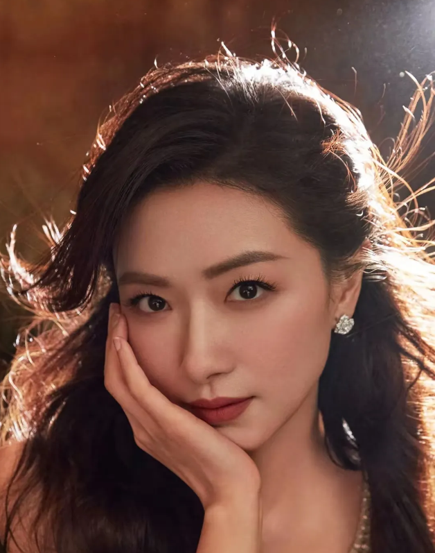 7次拒绝潜规则！万茜的逆袭之路，给内娱上了一课！