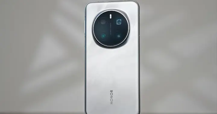 榮耀旗艦“太拼了”！巨犀玻璃+驍龍8至尊+50倍變焦，跌至3298元