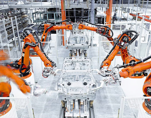 马斯克从中国公司订购大量机器人，被曝开启赛博皮卡自动化生产
