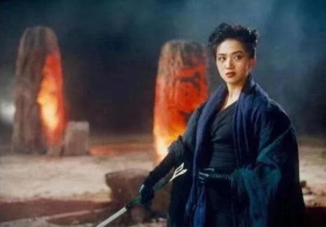 梅艳芳|梅艳芳：打压陈慧娴，当众调侃利智，人品不如艺品？