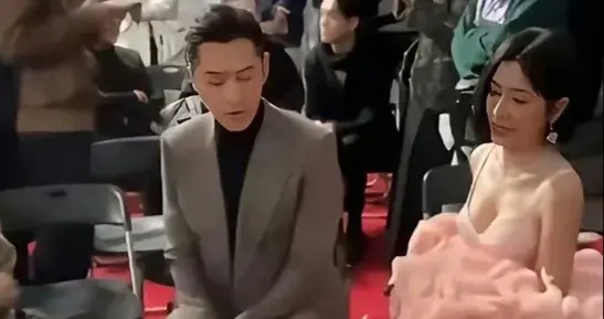 秦岚这个造型，男明星根本不敢和她对视啊