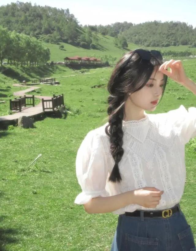 春夏最流行的4款扎发——减龄又清爽！