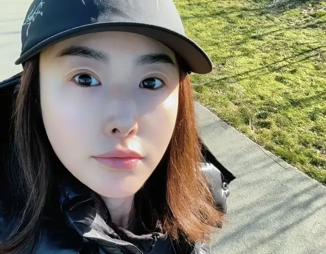 初代网红兽兽近照曝光，38岁嫁加拿大身材好颜值下滑，儿子很像妈