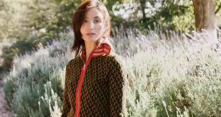 李亚鹏父女云南团聚，海哈金喜带夏夏去他民宿，不复婚关系也很亲