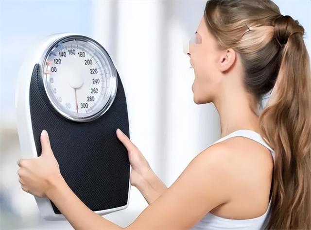 回顾:?减肥又降糖,1个月暴瘦20斤?主任：司美格鲁肽，4类人别滥用