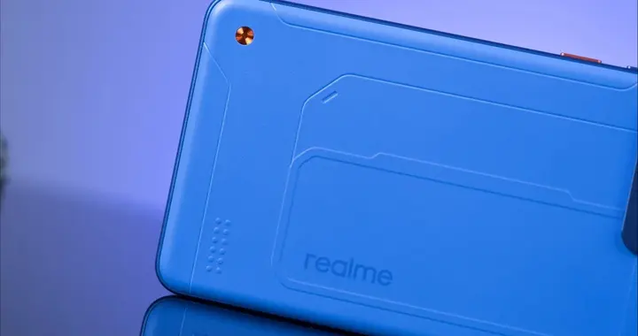 真我“千元機皇”誕生！188萬分+7000mAh+2米抗摔，現跌至1299元