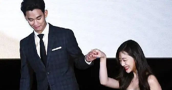 韩星成第三者风波震撼曝光，电梯深吻流出视频，妻子痛诉已同居