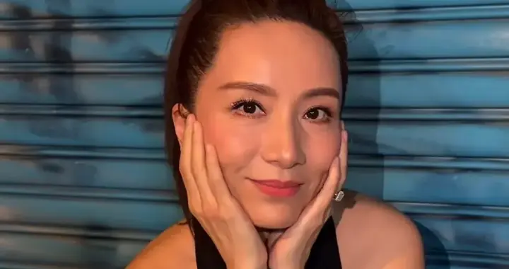 TVB模范夫妻结婚18周年晒恩爱，自爆两人至今仍未正式注册领证