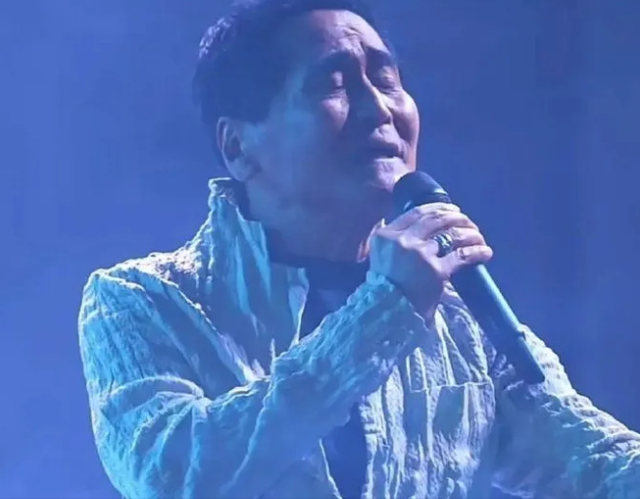 烟酒均沾，老的看不出性别，65岁的齐秦，为何现在连费玉清都不如