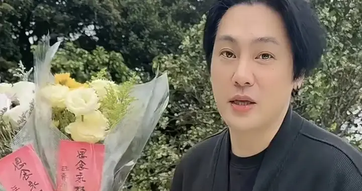 湾湾主播替箖玥祭拜大S，玥儿初潮无人教，网友怒了：S家心太狠