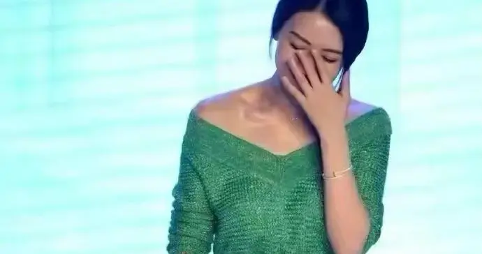高圆圆年轻的时候胯就这么大了？为啥