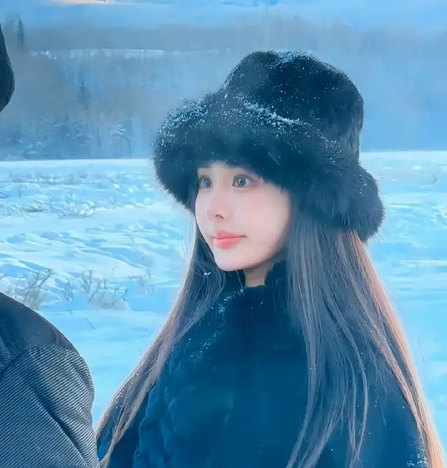 韦雪自曝经济紧张，2000块引发的网络乌龙