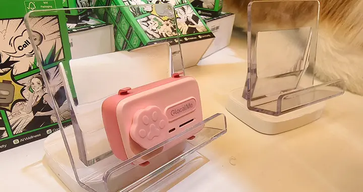 全球首款宠物智能手机！PetPhone亮相2025亚宠展GlocalMe展台