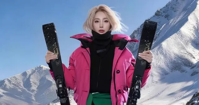 52岁李冰冰像开了挂一样，金发碧眼，美得让人心醉，和30岁没区别