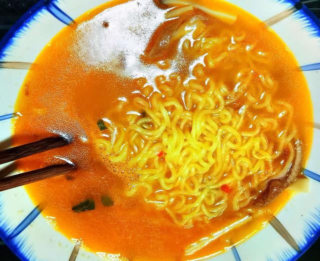 鲫鱼|大叔摸黑钓早口，鲫鱼狂口有没有