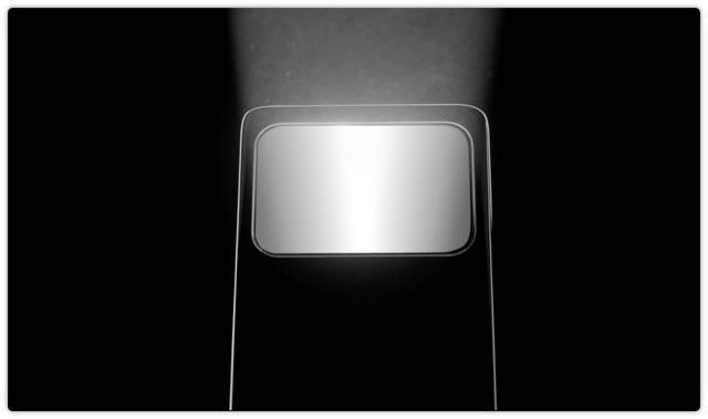 3到4英寸的背屏！小米直屏旗舰曝光，2亿潜望+3D打印中框