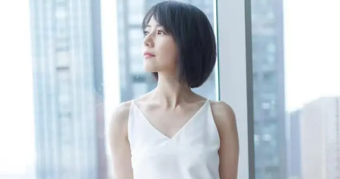 高圆圆短发好清爽