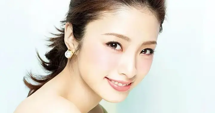 明星颜值的巅峰时刻一一上户彩(上）