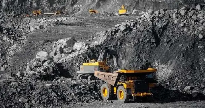 中俄印稀土储量差距断崖：俄1000万吨，印仅690万吨，中国多少？