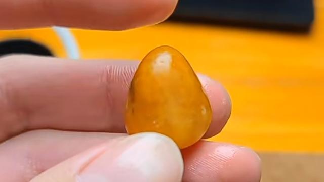 你上当了吗？价值天差地别！盘点8种“神撞脸”和田玉的天然玉石
