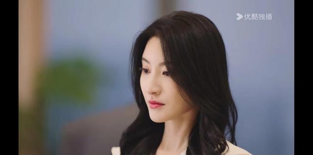 港剧《黑色月光》猜想：讨好型人格的卓慧云，狠心对待卓昊天？