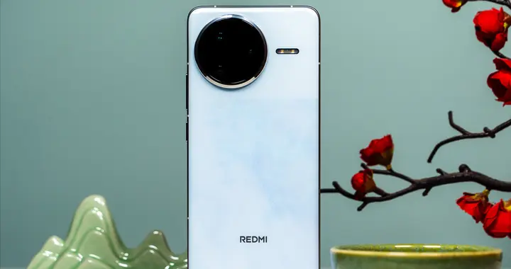 紅米手機突然“更香了”！512GB突降至2464元，2K純直屏+龍晶玻璃
