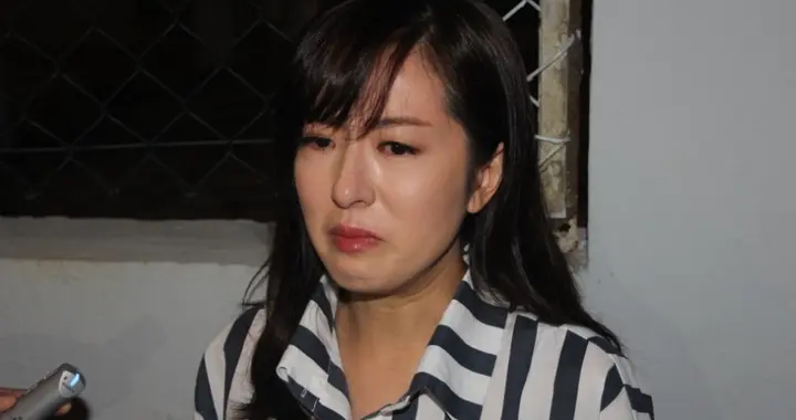 演情侣戏遭男星嫌弃！TVB视后当场以牙还牙，曾因拒绝续约被雪藏